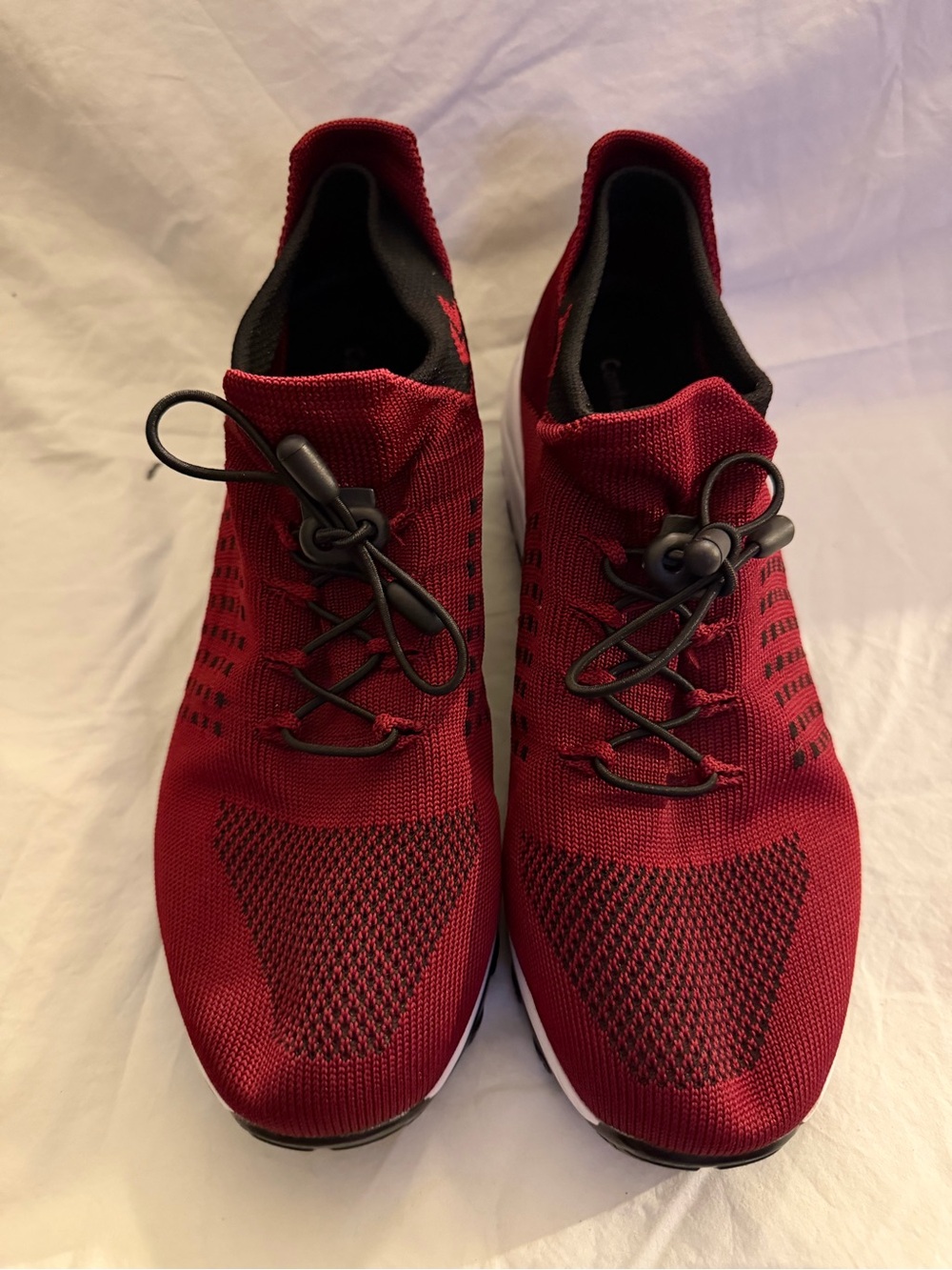 #426 Men's Lightweight Breathable Knit Running Shoes - Red